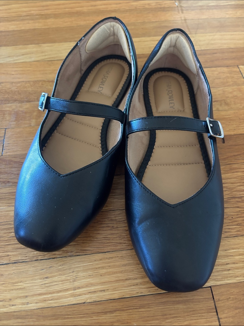 Cynthia Rowley Black Mary Jane Flats sz 8